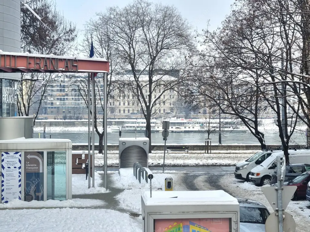 Kiadó albérlet 590000 Ft/hó áron: Budapest, I. kerület  Fő utca. Mérete: 96 nm, 3 szobás | Alberlet.hu - 6619703