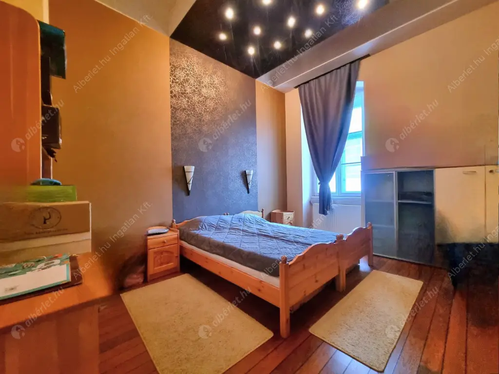 Kiadó albérlet 590000 Ft/hó áron: Budapest, I. kerület  Fő utca. Mérete: 96 nm, 3 szobás | Alberlet.hu - 6619705
