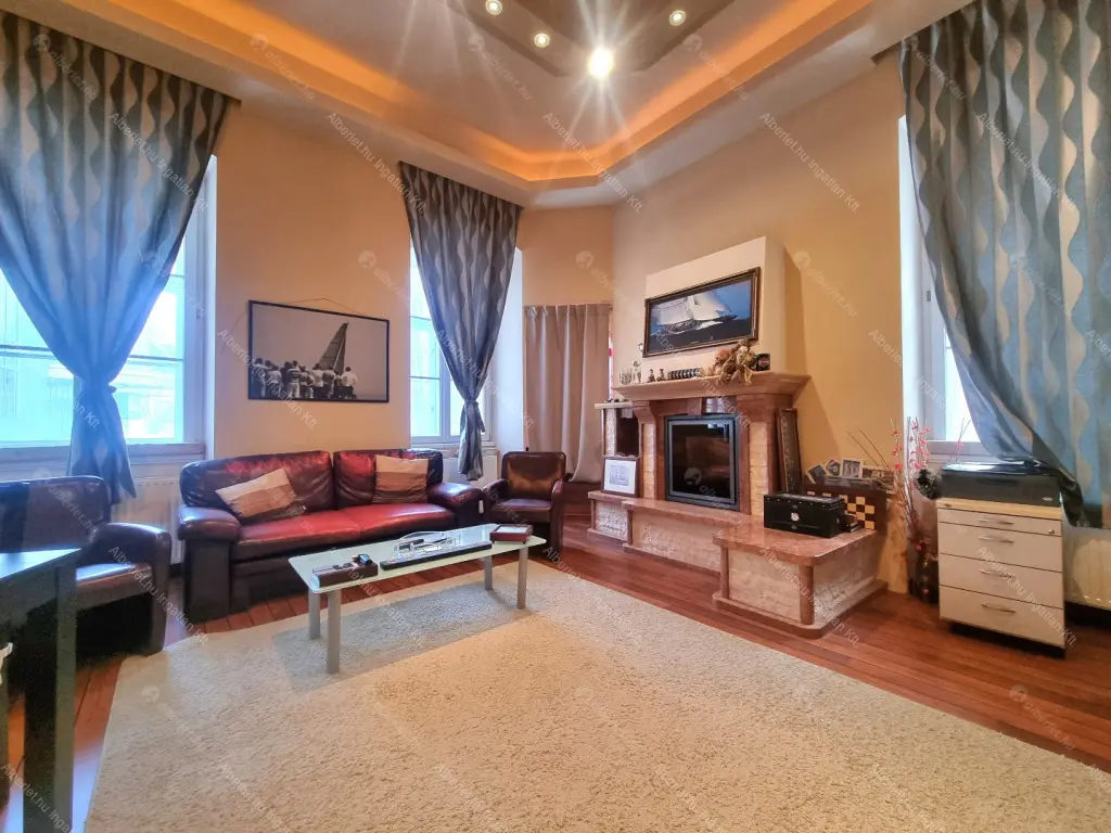 Kiadó albérlet 550000 Ft/hó áron: Budapest, I. kerület  Fő utca. Mérete: 96 nm, 3 szobás | Alberlet.hu - 6669430