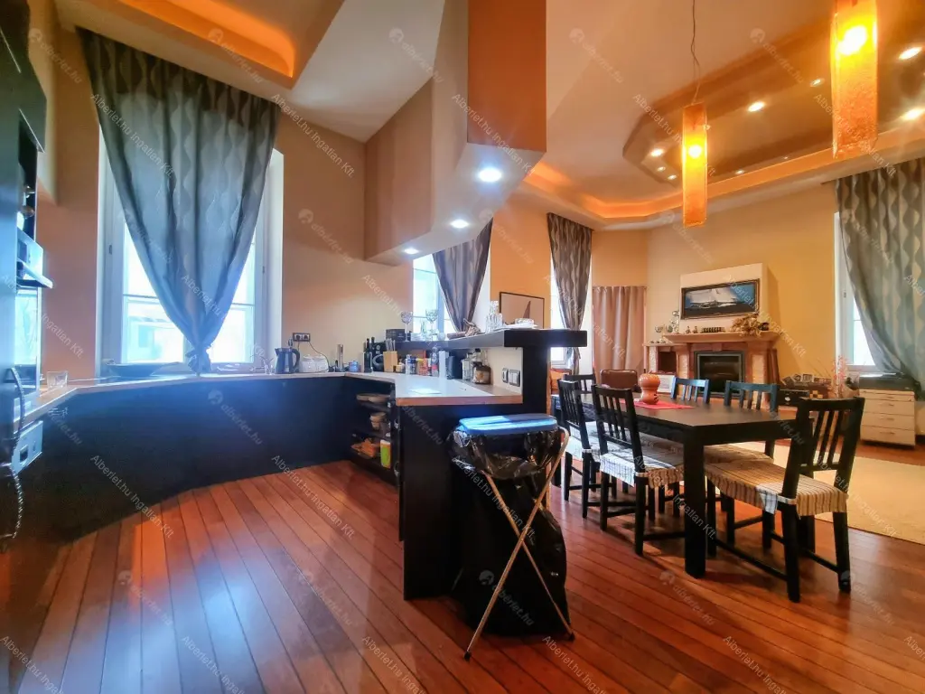 Kiadó albérlet 550000 Ft/hó áron: Budapest, I. kerület  Fő utca. Mérete: 96 nm, 3 szobás | Alberlet.hu - 6696757