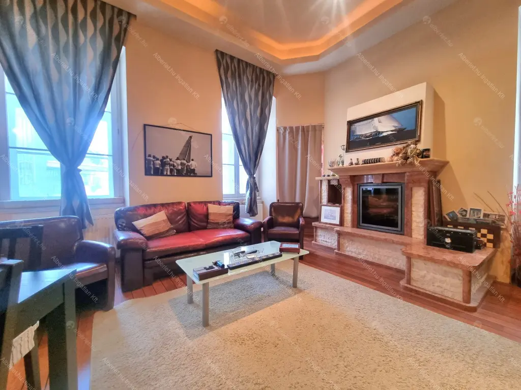 Kiadó albérlet 550000 Ft/hó áron: Budapest, I. kerület  Fő utca. Mérete: 96 nm, 3 szobás | Alberlet.hu - 6696771