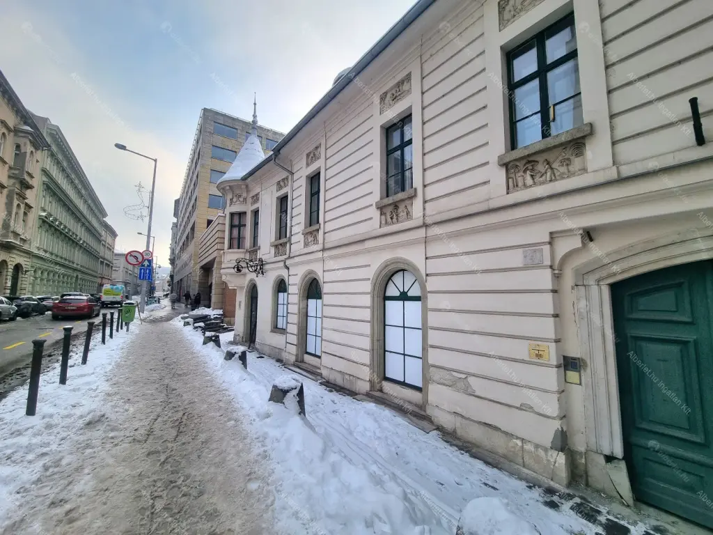 Kiadó albérlet 550000 Ft/hó áron: Budapest, I. kerület  Fő utca. Mérete: 96 nm, 3 szobás | Alberlet.hu - 6696778