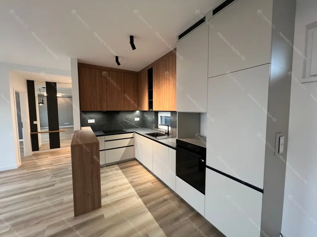 Kiadó albérlet 990000 Ft/hó áron: Budapest, I. kerület  Gellérthegy utca. Mérete: 59 nm, 2 szobás | Alberlet.hu - 6645952