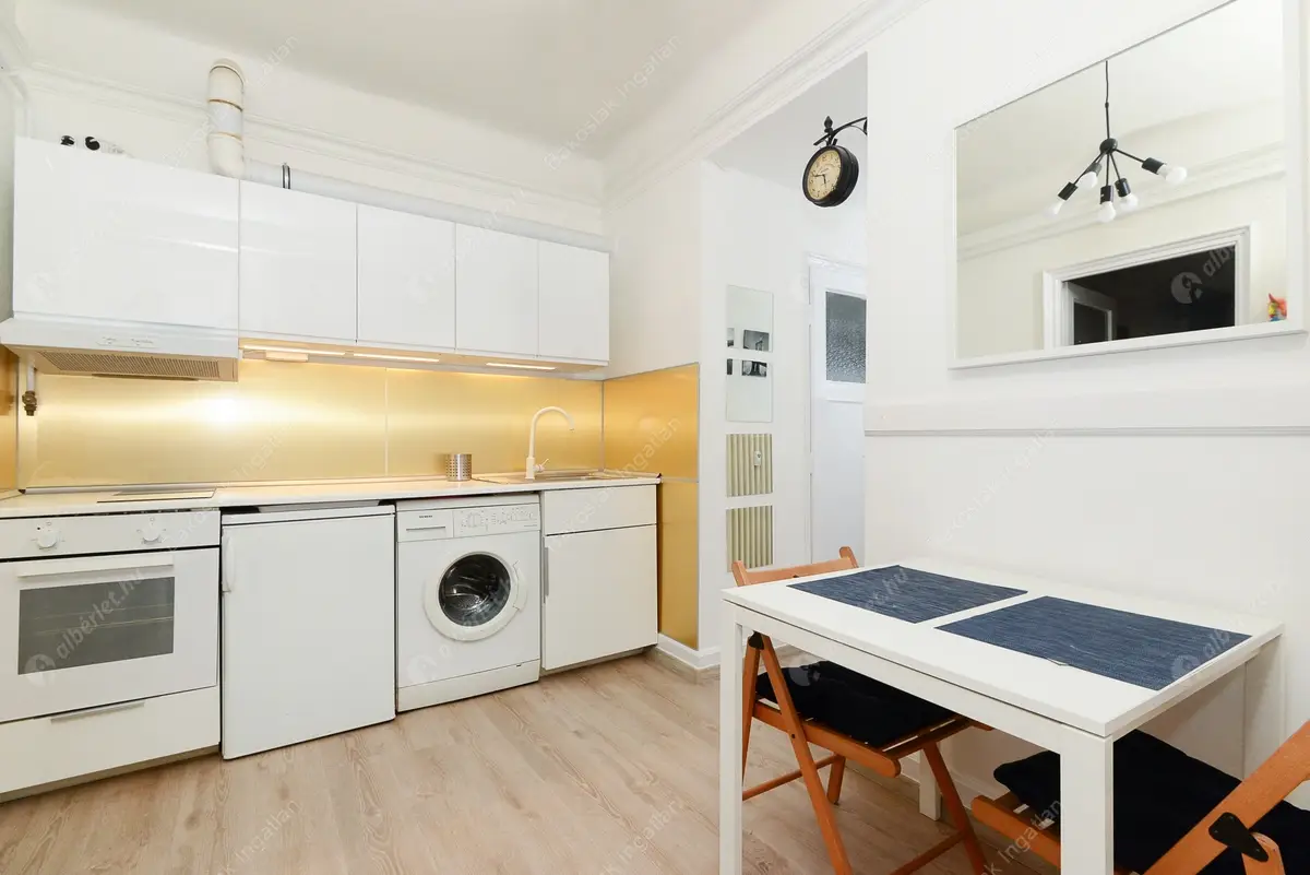 Kiadó albérlet 230000 Ft/hó áron: Budapest, I. kerület  Hattyú utca. Mérete: 35 nm, 2 szobás | Alberlet.hu - 5172150