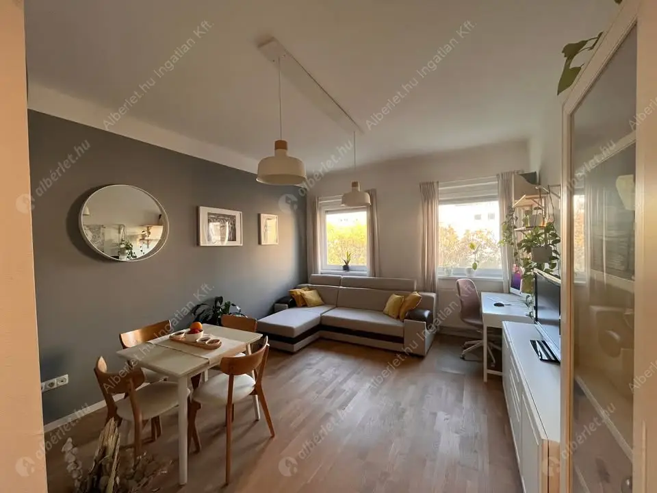 Kiadó albérlet 255000 Ft/hó áron: Budapest, I. kerület  Hattyú utca. Mérete: 46 nm, 2 szobás | Alberlet.hu - 6584409