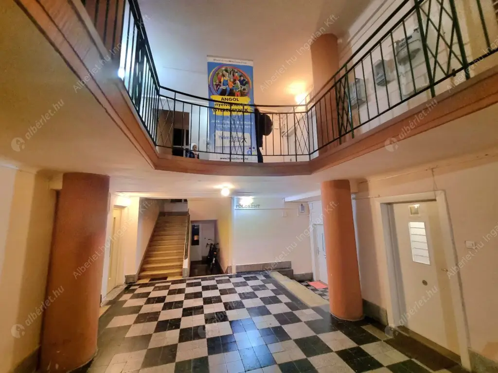 Kiadó albérlet 255000 Ft/hó áron: Budapest, I. kerület  Hattyú utca. Mérete: 46 nm, 2 szobás | Alberlet.hu - 6584415