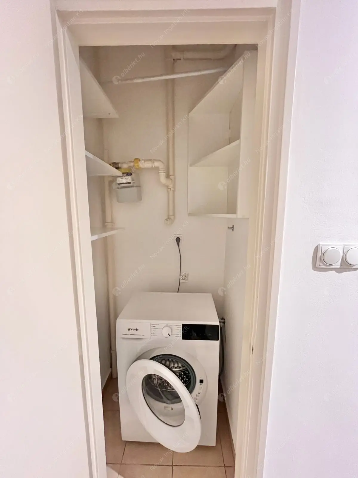 Kiadó albérlet 255000 Ft/hó áron: Budapest, I. kerület  Hattyú utca. Mérete: 46 nm, 1 szobás | Alberlet.hu - 6585799