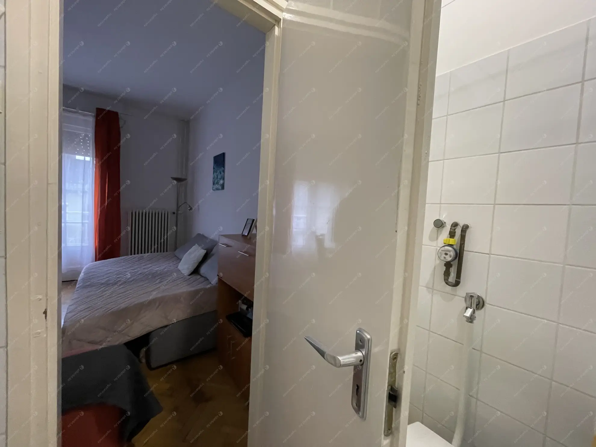 Kiadó albérlet 190000 Ft/hó áron: Budapest, I. kerület  Hunyadi János út. Mérete: 30 nm, 1 szobás | Alberlet.hu - 6589002