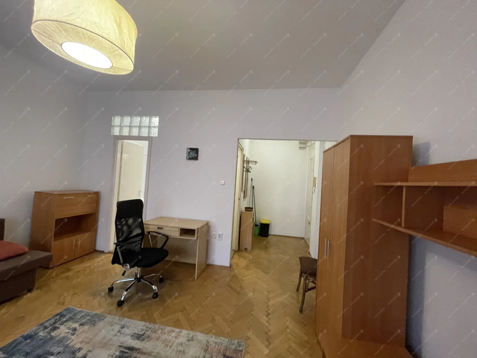 Kiadó albérlet 180000 Ft/hó áron: Budapest, I. kerület  Hunyadi János út. Mérete: 30 nm, 1 szobás | Alberlet.hu - 6601380