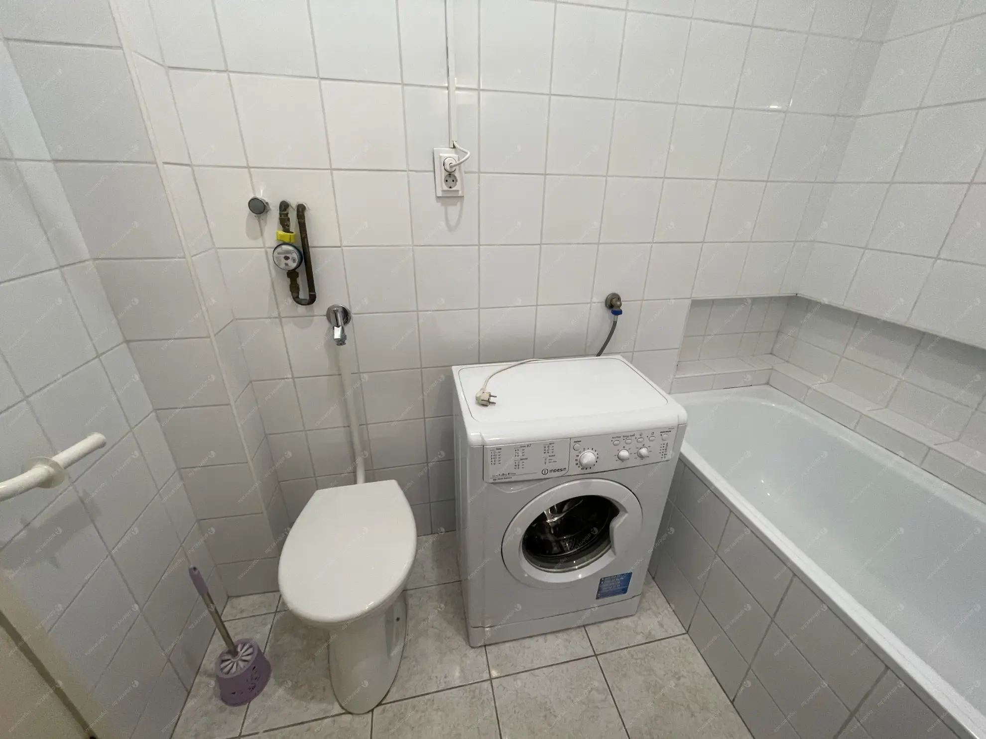 Kiadó albérlet 180000 Ft/hó áron: Budapest, I. kerület  Hunyadi János út. Mérete: 30 nm, 1 szobás | Alberlet.hu - 6601395