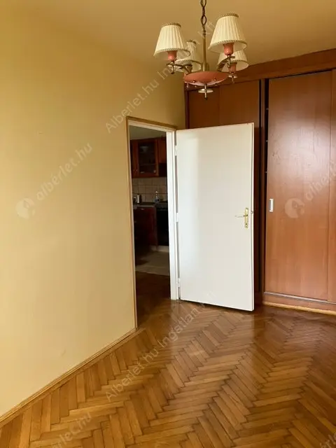 Kiadó albérlet 260000 Ft/hó áron: Budapest, I. kerület  Hunyadi János út. Mérete: 44 nm, 2 szobás | Alberlet.hu - 6529481