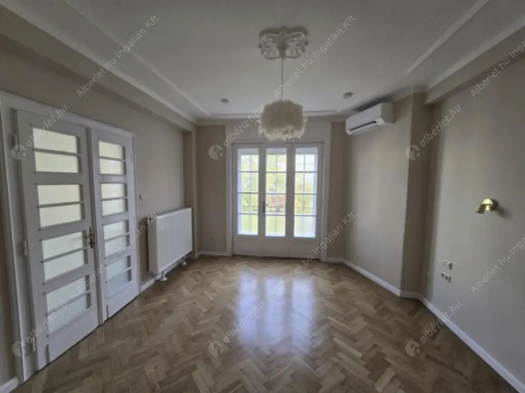 Kiadó albérlet 370000 Ft/hó áron: Budapest, I. kerület  Hunyadi János út. Mérete: 72 nm, 2 szobás | Alberlet.hu - 6578707