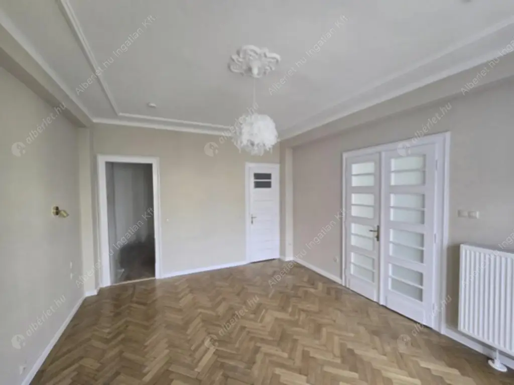 Kiadó albérlet 340000 Ft/hó áron: Budapest, I. kerület  Hunyadi János út. Mérete: 72 nm, 2 szobás | Alberlet.hu - 6616178