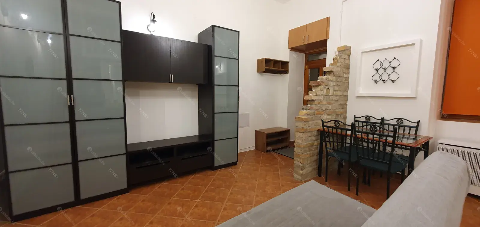 Kiadó albérlet 220000 Ft/hó áron: Budapest, I. kerület  Hunydi János út . Mérete: 31 nm, 1 szobás | Alberlet.hu - 6704015