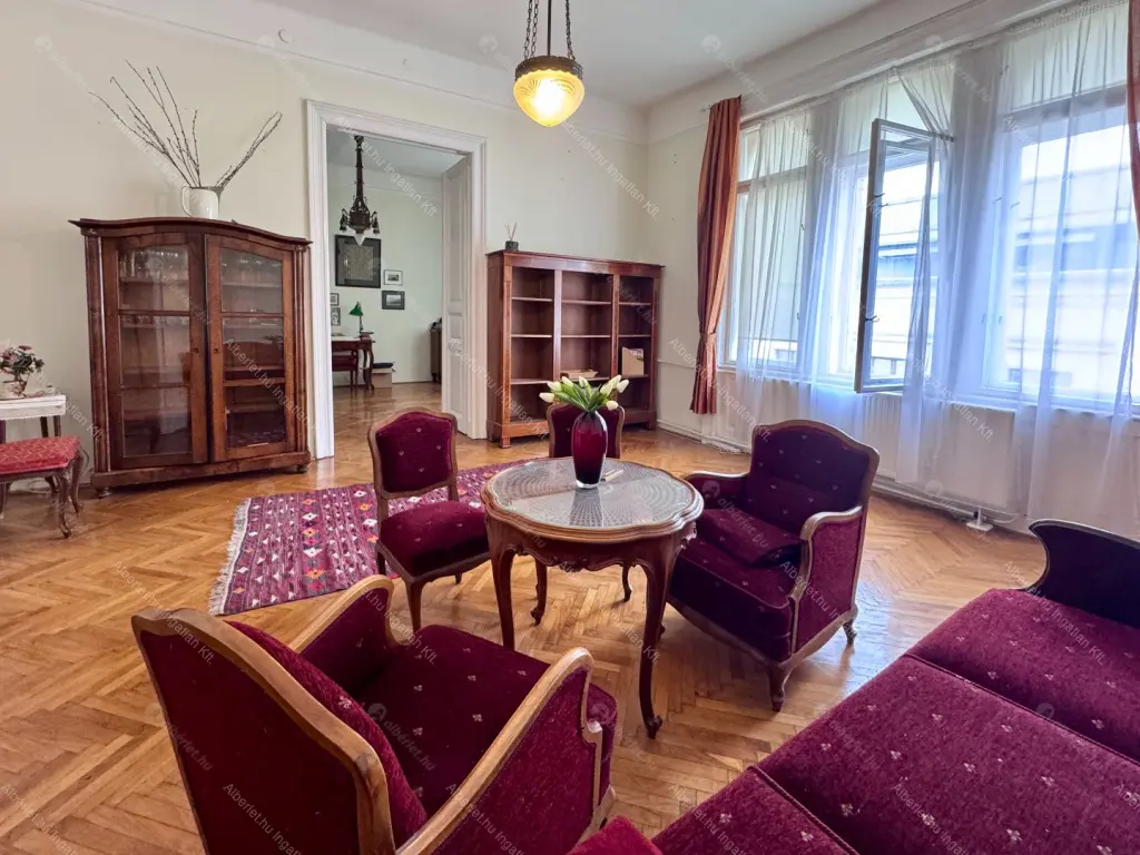 Kiadó albérlet 480000 Ft/hó áron: Budapest, I. kerület  Iskola utca. Mérete: 100 nm, 3 szobás | Alberlet.hu - 6692204