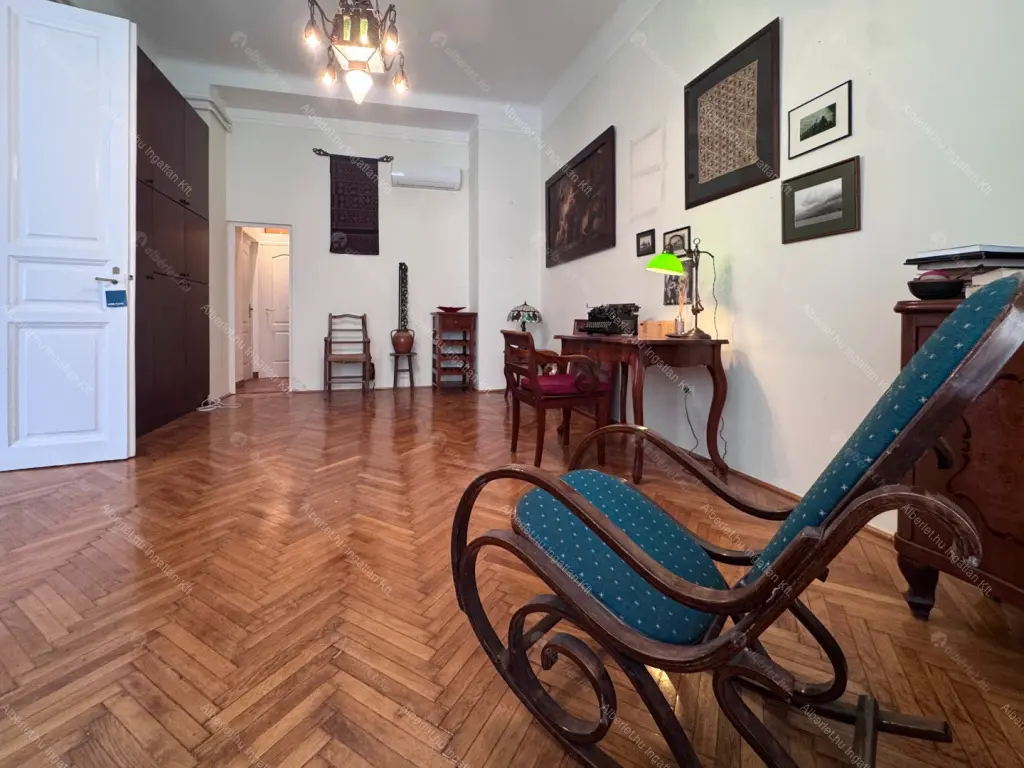 Kiadó albérlet 480000 Ft/hó áron: Budapest, I. kerület  Iskola utca. Mérete: 100 nm, 3 szobás | Alberlet.hu - 6692208