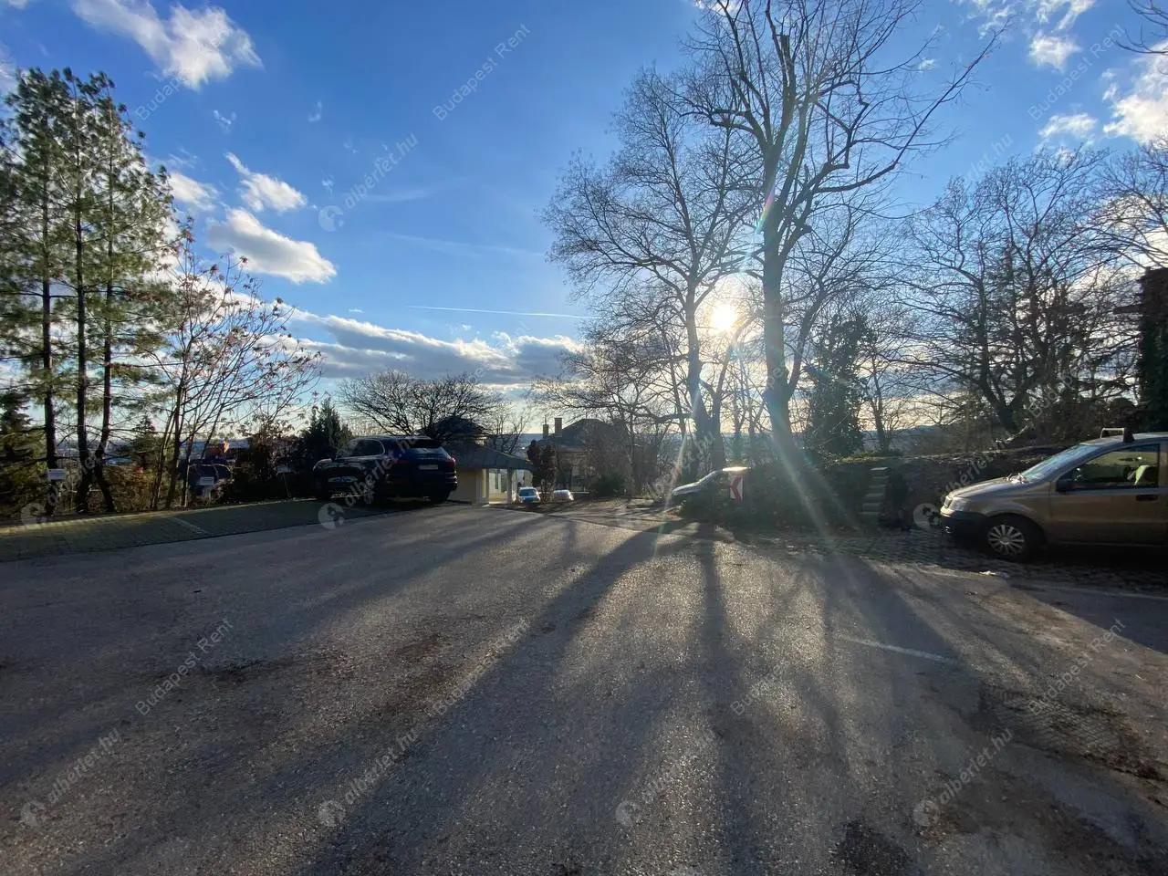 Kiadó albérlet 563000 Ft/hó áron: Budapest, I. kerület  kelenhegy  . Mérete: 110 nm, 3 szobás | Alberlet.hu - 5915861