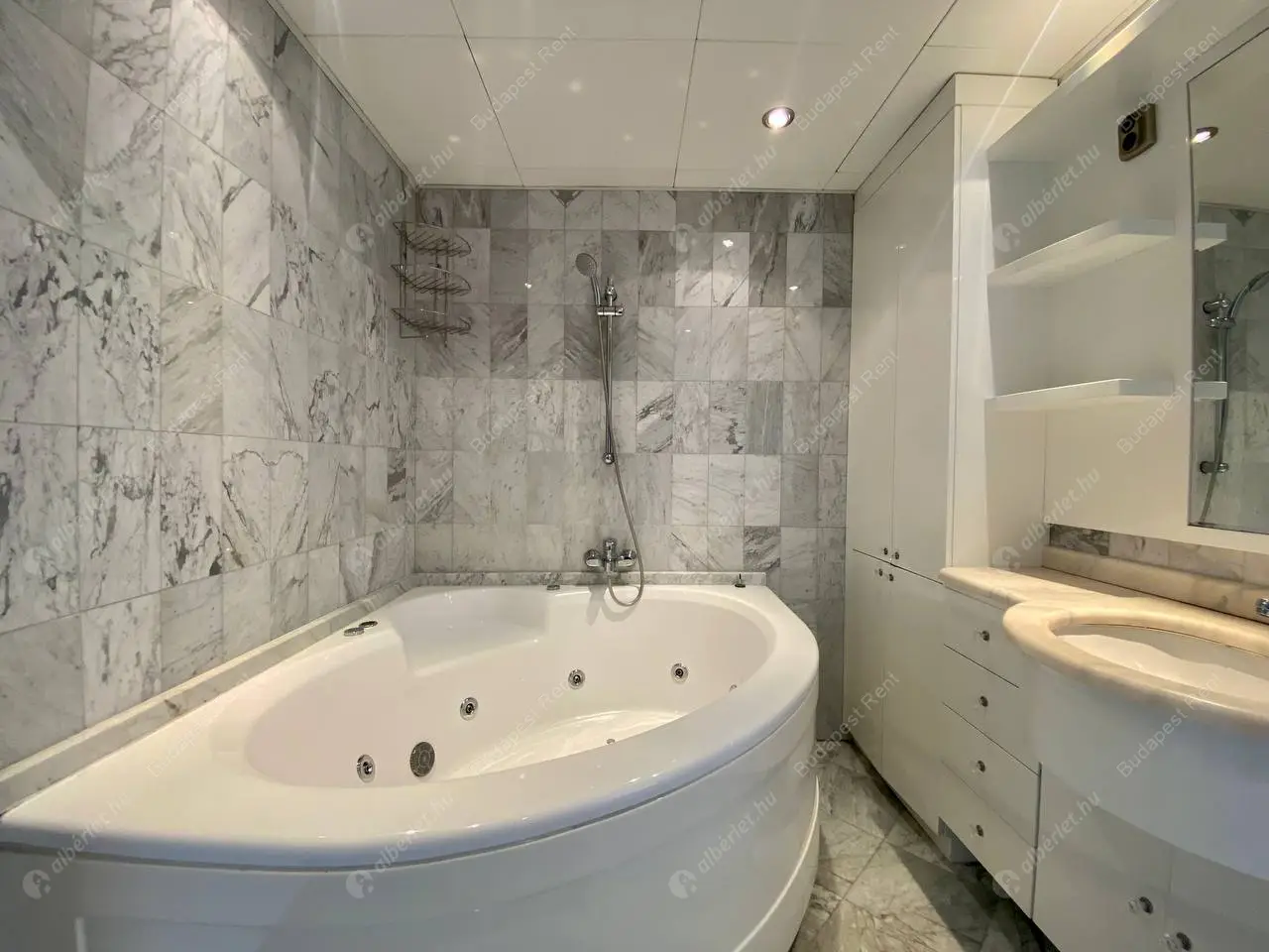 Kiadó albérlet 563000 Ft/hó áron: Budapest, I. kerület  kelenhegy  . Mérete: 110 nm, 3 szobás | Alberlet.hu - 5915876