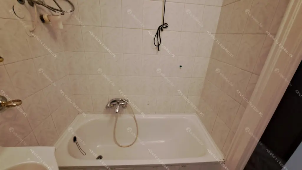 Kiadó albérlet 170000 Ft/hó áron: Budapest, I. kerület  Kosciuszkó Tádé utca. Mérete: 32 nm, 1 szobás | Alberlet.hu - 6656881