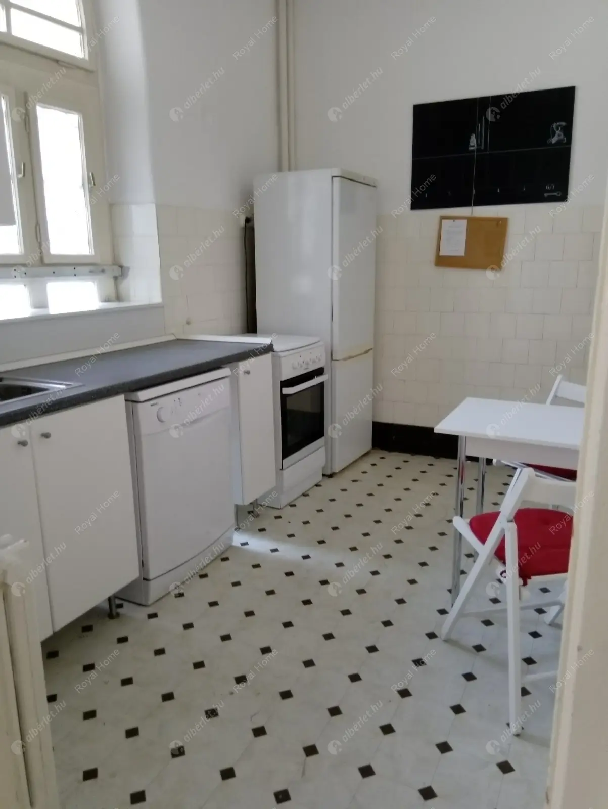 Kiadó albérlet 190000 Ft/hó áron: Budapest, I. kerület  Krisztina körút. Mérete: 44 nm, 1 szobás | Alberlet.hu - 6607440