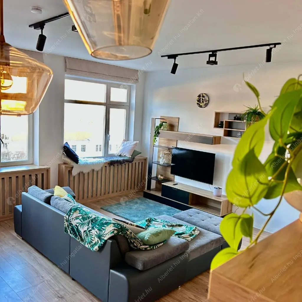 Kiadó albérlet 550000 Ft/hó áron: Budapest, I. kerület  Krisztina körút. Mérete: 65 nm, 2 szobás | Alberlet.hu - 6622518