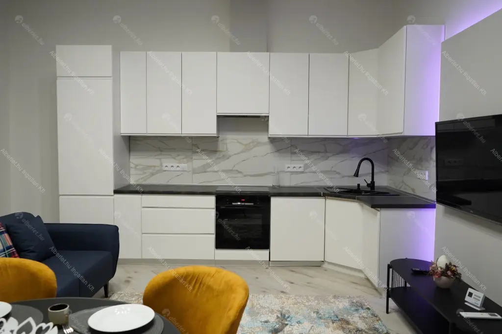 Kiadó albérlet 450000 Ft/hó áron: Budapest, I. kerület  Krisztina körút. Mérete: 72 nm, 4 szobás | Alberlet.hu - 6645566