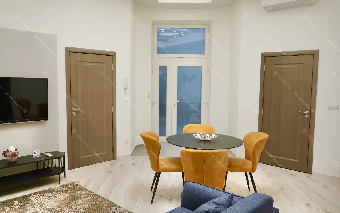 Kiadó albérlet 400000 Ft/hó áron: Budapest, I. kerület  Krisztina körút. Mérete: 72 nm, 4 szobás | Alberlet.hu - 6676916