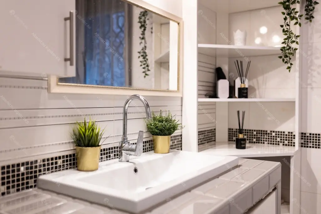 Kiadó albérlet 420000 Ft/hó áron: Budapest, I. kerület  Krisztina körút. Mérete: 74 nm, 3 szobás | Alberlet.hu - 6702048