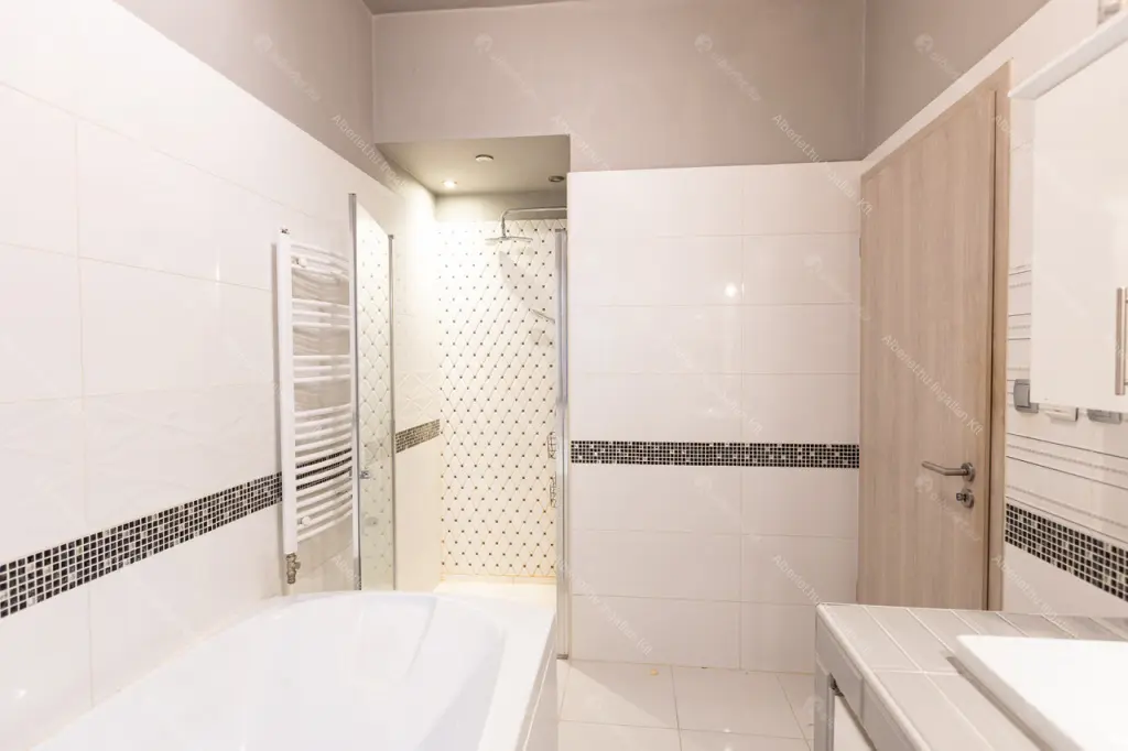 Kiadó albérlet 420000 Ft/hó áron: Budapest, I. kerület  Krisztina körút. Mérete: 74 nm, 3 szobás | Alberlet.hu - 6702049