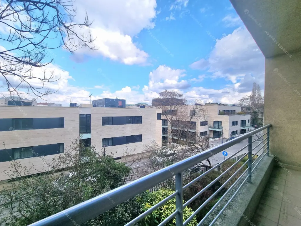 Kiadó albérlet 279000 Ft/hó áron: Budapest, I. kerület  Lisznyai utca. Mérete: 56 nm, 2 szobás | Alberlet.hu - 6675520