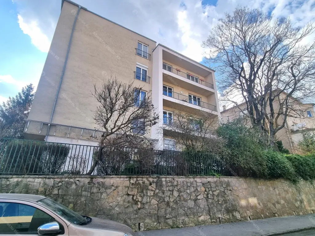 Kiadó albérlet 279000 Ft/hó áron: Budapest, I. kerület  Lisznyai utca. Mérete: 56 nm, 2 szobás | Alberlet.hu - 6675536