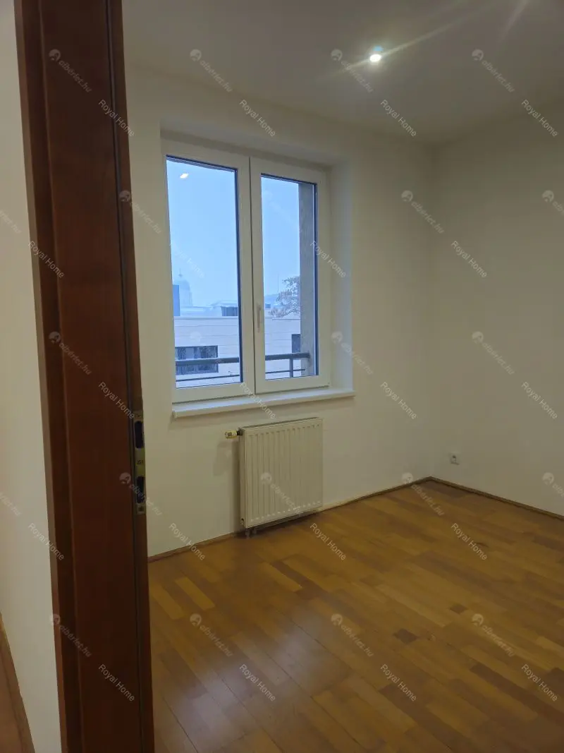 Kiadó albérlet 279000 Ft/hó áron: Budapest, I. kerület  Lisznyai utca. Mérete: 56 nm, 2 szobás | Alberlet.hu - 6679589