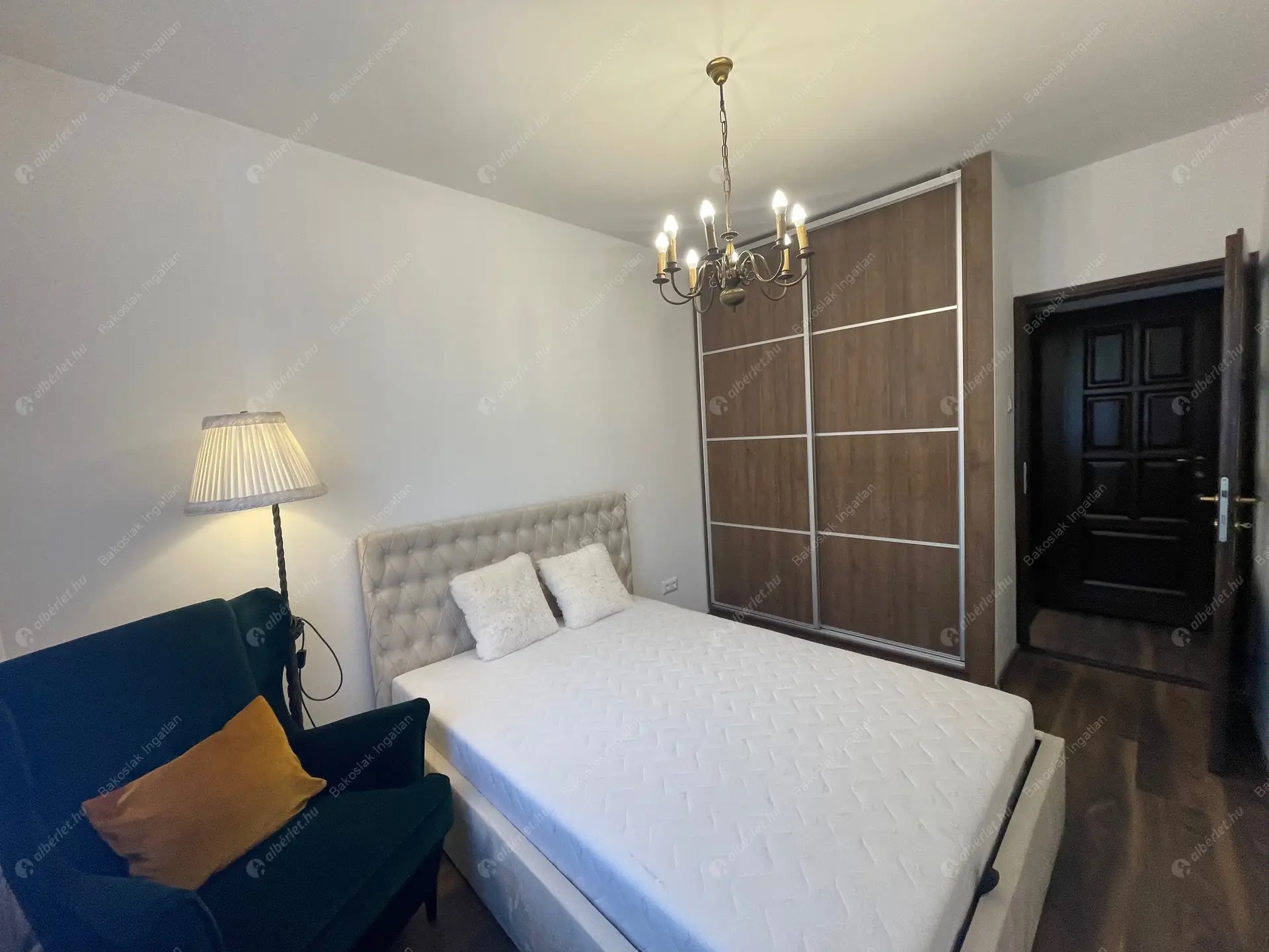Kiadó albérlet 477000 Ft/hó áron: Budapest, I. kerület  Logodi utca. Mérete: 80 nm, 3 szobás | Alberlet.hu - 6236359