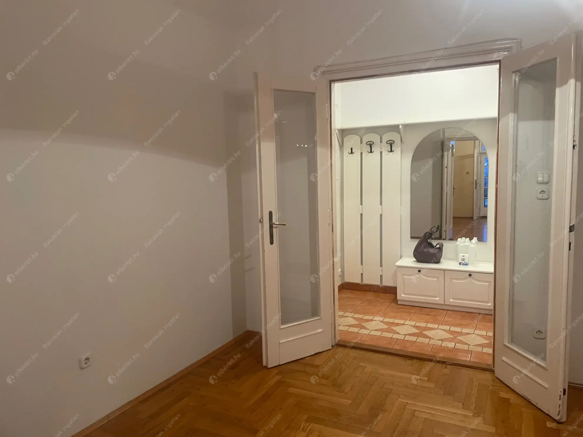 Kiadó albérlet 330000 Ft/hó áron: Budapest, I. kerület  Logodi utca. Mérete: 86 nm, 2 szobás | Alberlet.hu - 6588824