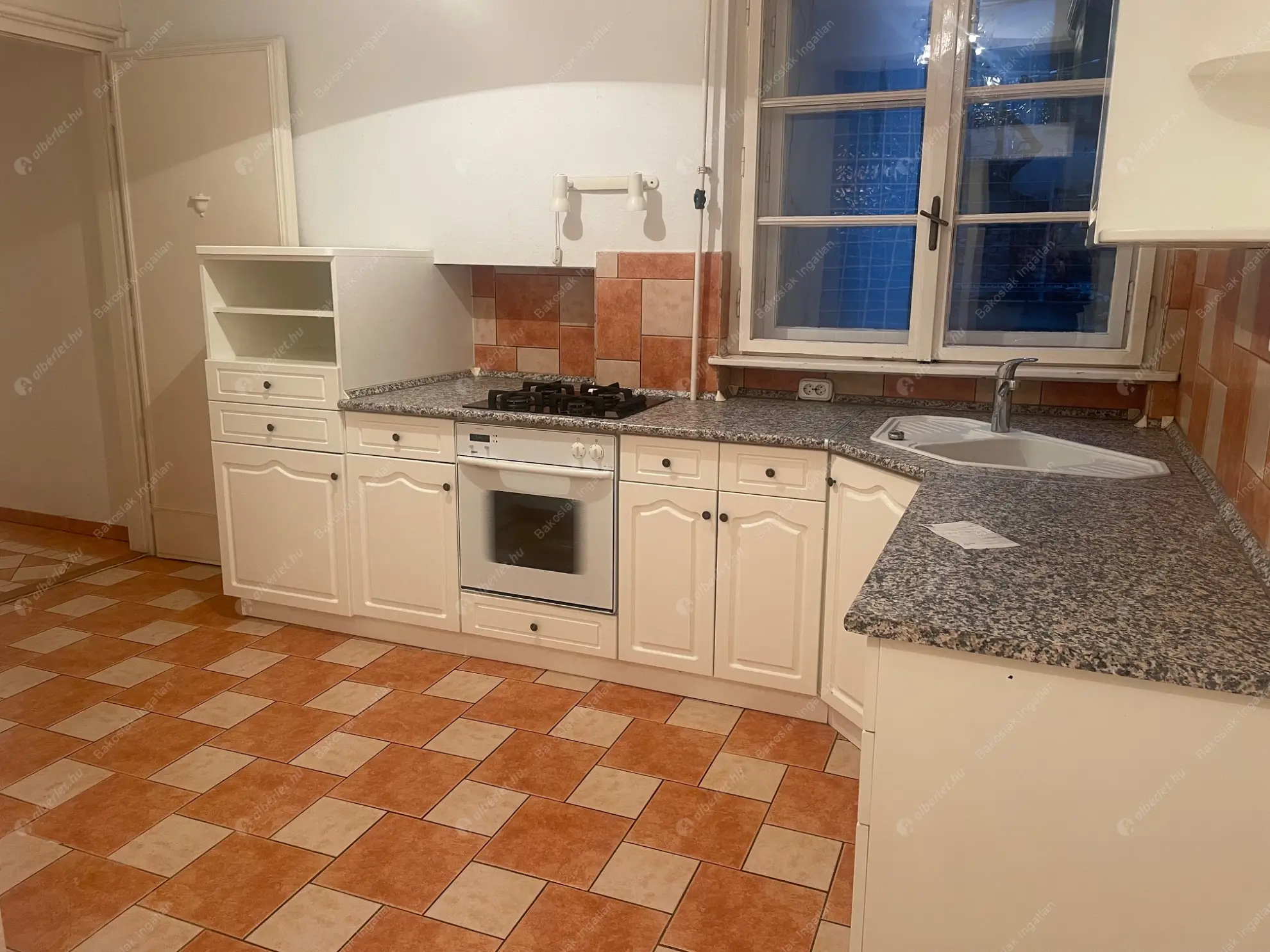 Kiadó albérlet 330000 Ft/hó áron: Budapest, I. kerület  Logodi utca. Mérete: 86 nm, 2 szobás | Alberlet.hu - 6588830