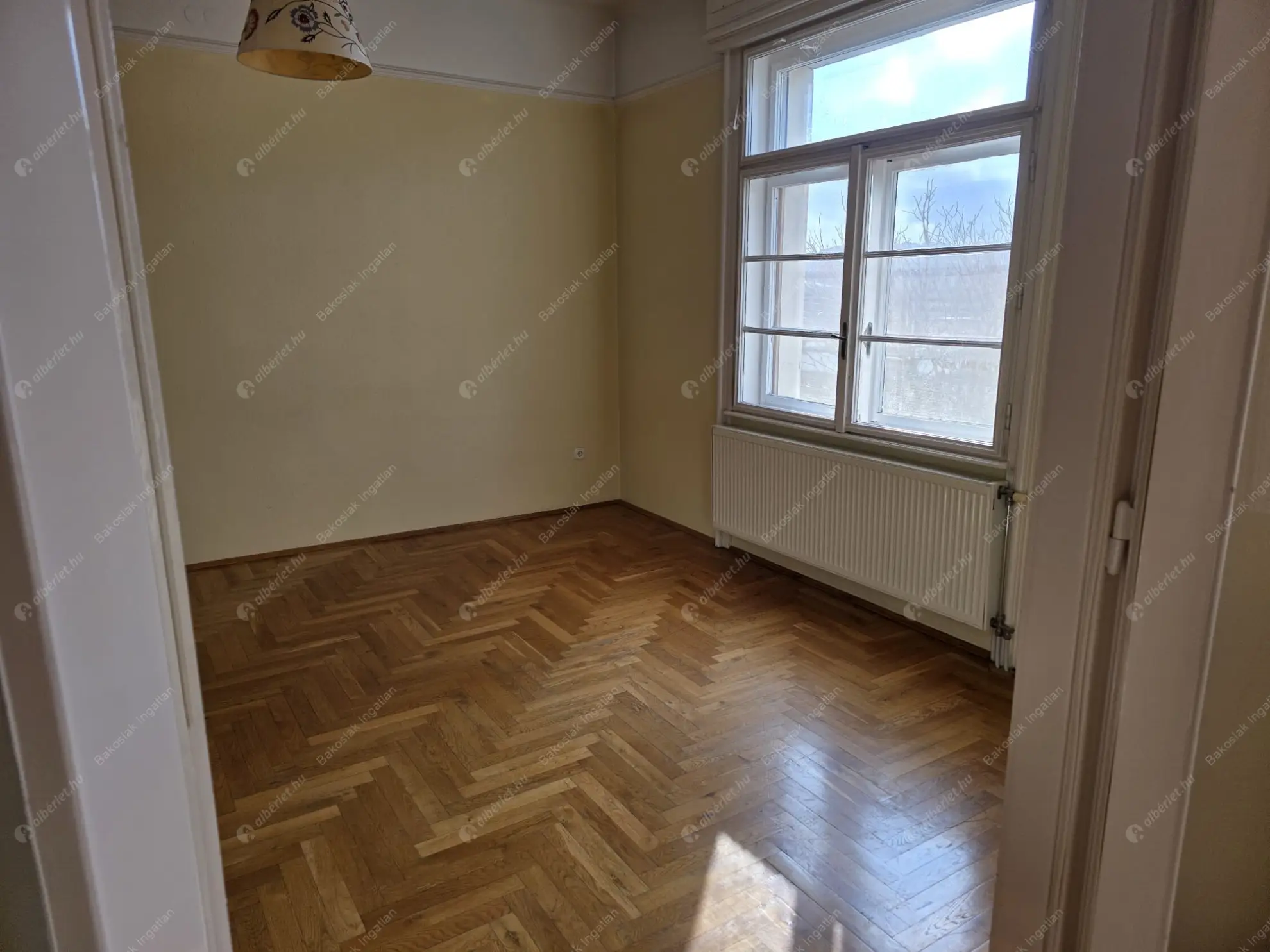 Kiadó albérlet 330000 Ft/hó áron: Budapest, I. kerület  Logodi utca. Mérete: 86 nm, 2 szobás | Alberlet.hu - 6588906