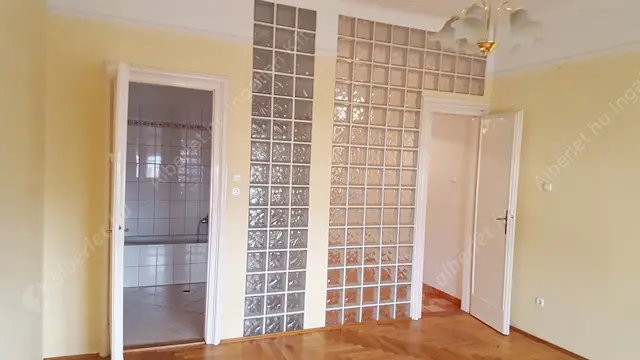 Kiadó albérlet 350000 Ft/hó áron: Budapest, I. kerület  Logodi utca. Mérete: 86 nm, 2 szobás | Alberlet.hu - 6601985