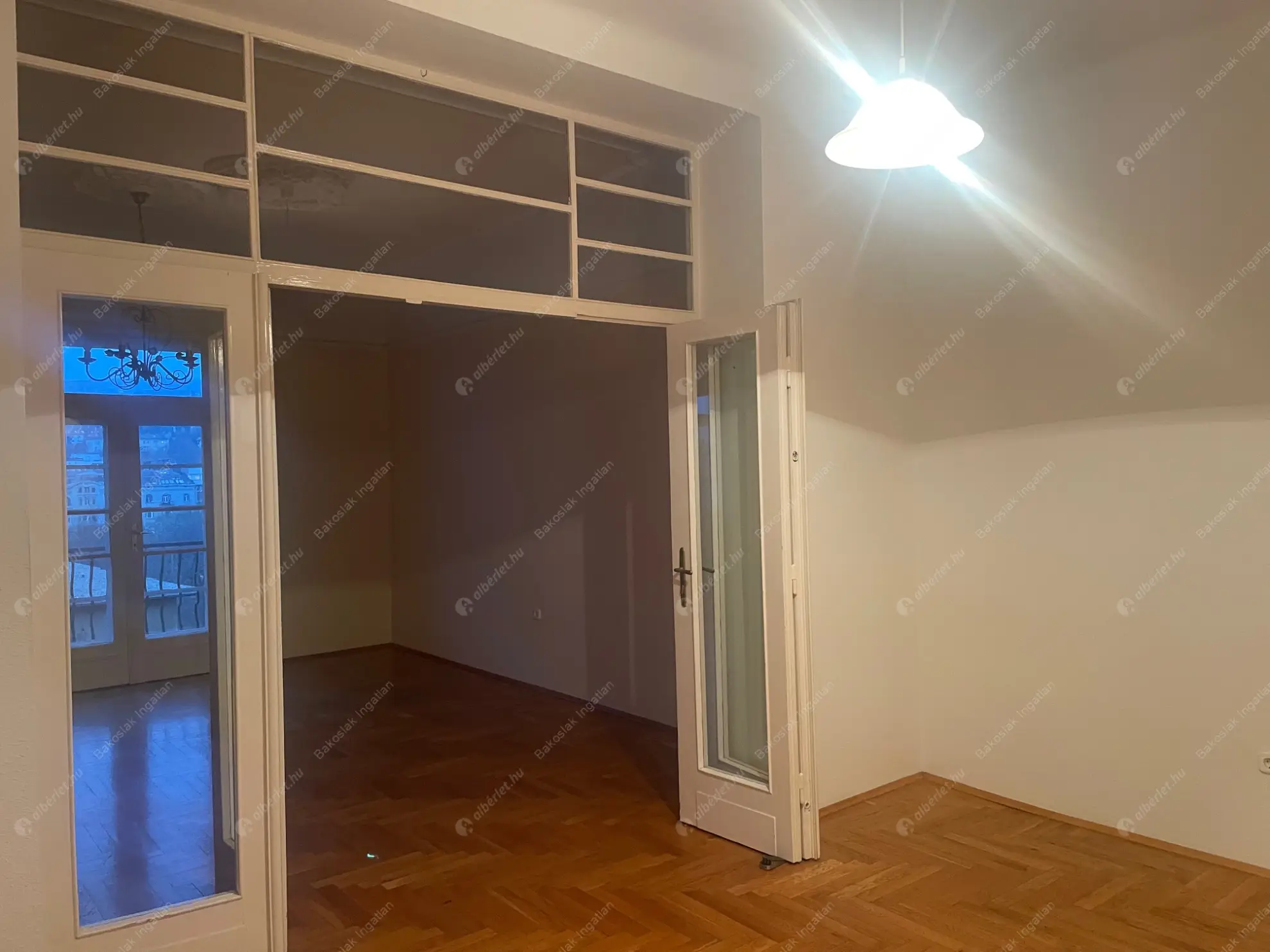 Kiadó albérlet 330000 Ft/hó áron: Budapest, I. kerület  Logodi utca. Mérete: 86 nm, 3 szobás | Alberlet.hu - 6588818