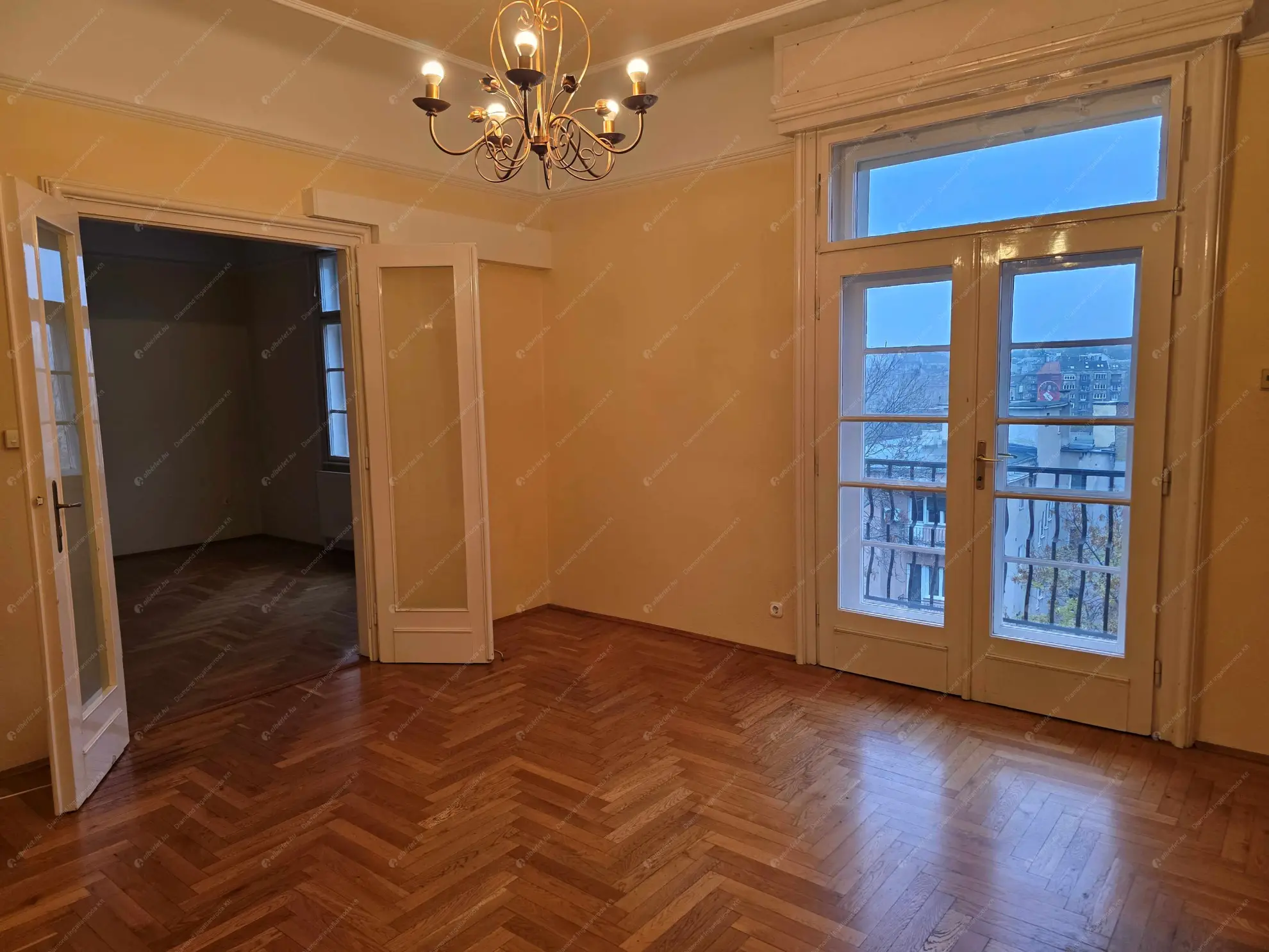 Kiadó albérlet 330000 Ft/hó áron: Budapest, I. kerület  Logodi utca. Mérete: 90 nm, 2 szobás | Alberlet.hu - 6590371