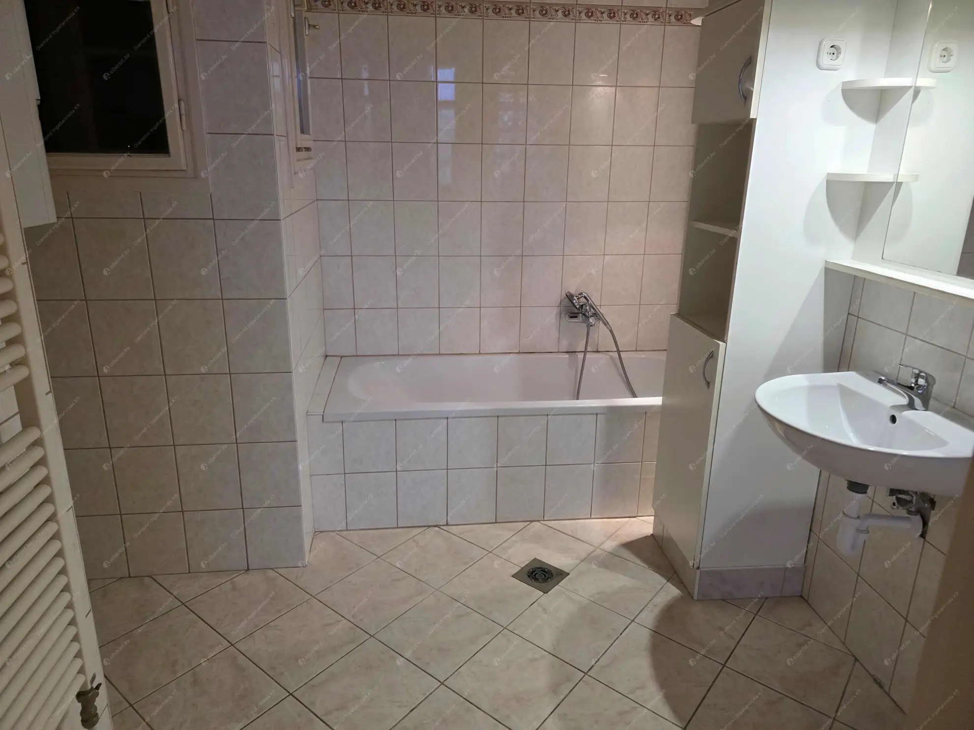 Kiadó albérlet 330000 Ft/hó áron: Budapest, I. kerület  Logodi utca. Mérete: 90 nm, 2 szobás | Alberlet.hu - 6590374