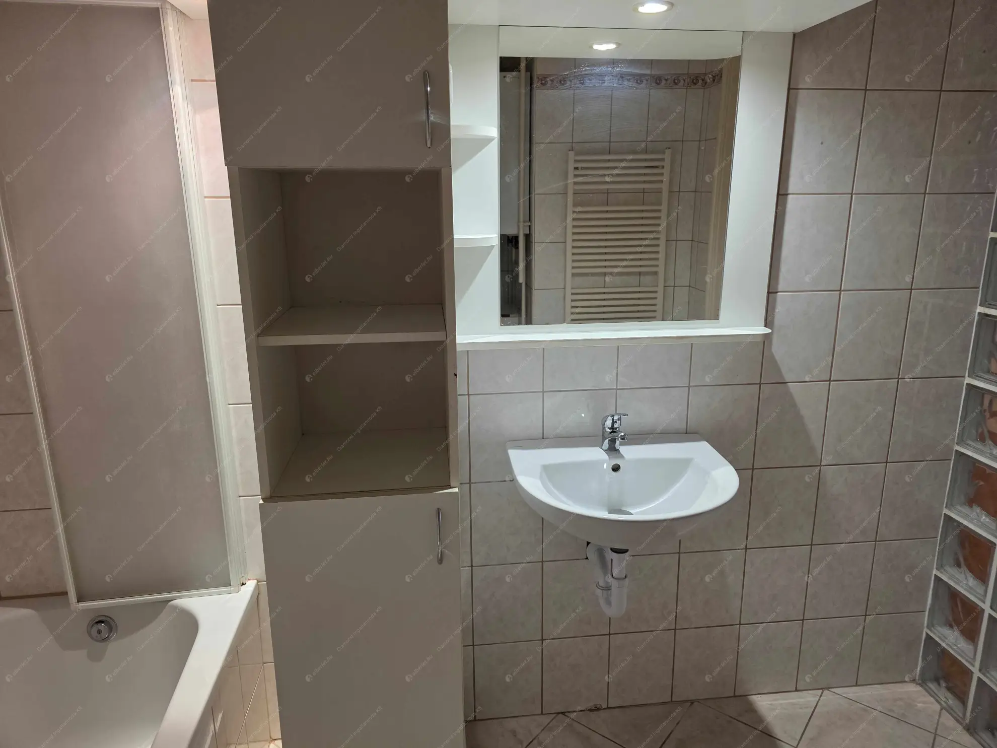 Kiadó albérlet 330000 Ft/hó áron: Budapest, I. kerület  Logodi utca. Mérete: 90 nm, 2 szobás | Alberlet.hu - 6590376