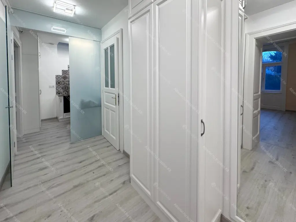 Kiadó albérlet 350000 Ft/hó áron: Budapest, I. kerület  Lovas út. Mérete: 58 nm, 1 szobás | Alberlet.hu - 6674673