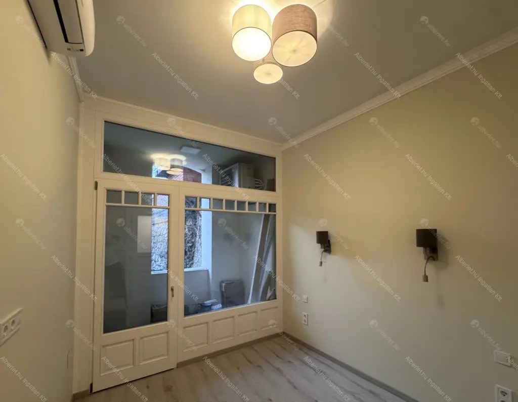 Kiadó albérlet 350000 Ft/hó áron: Budapest, I. kerület  Lovas út. Mérete: 58 nm, 1 szobás | Alberlet.hu - 6675573