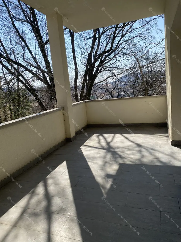 Kiadó albérlet 590000 Ft/hó áron: Budapest, I. kerület  Lovas út. Mérete: 80 nm, 3 szobás | Alberlet.hu - 6701215