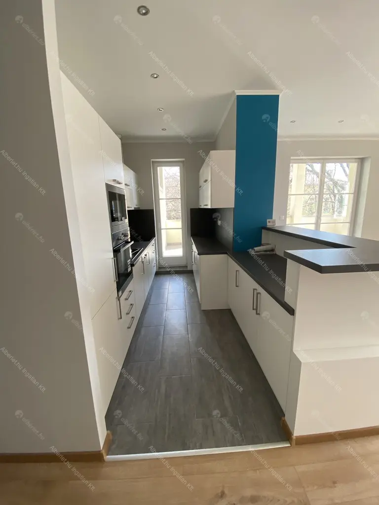 Kiadó albérlet 590000 Ft/hó áron: Budapest, I. kerület  Lovas út. Mérete: 80 nm, 3 szobás | Alberlet.hu - 6701217