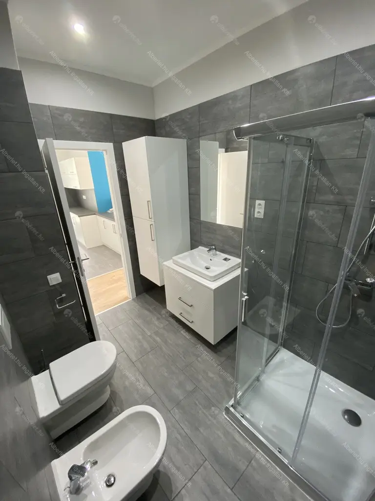 Kiadó albérlet 590000 Ft/hó áron: Budapest, I. kerület  Lovas út. Mérete: 80 nm, 3 szobás | Alberlet.hu - 6701218