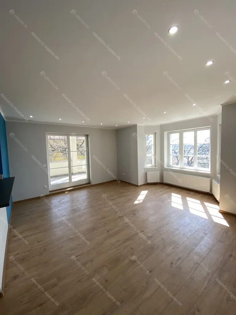 Kiadó albérlet 590000 Ft/hó áron: Budapest, I. kerület  Lovas út. Mérete: 80 nm, 3 szobás | Alberlet.hu - 6701219