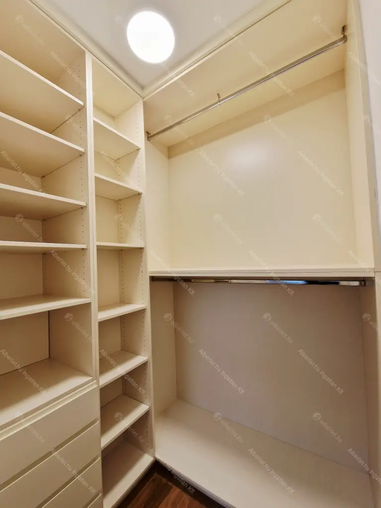 Kiadó albérlet 1018000 Ft/hó áron: Budapest, I. kerület  Márvány utca. Mérete: 115 nm, 4 szobás | Alberlet.hu - 6700444