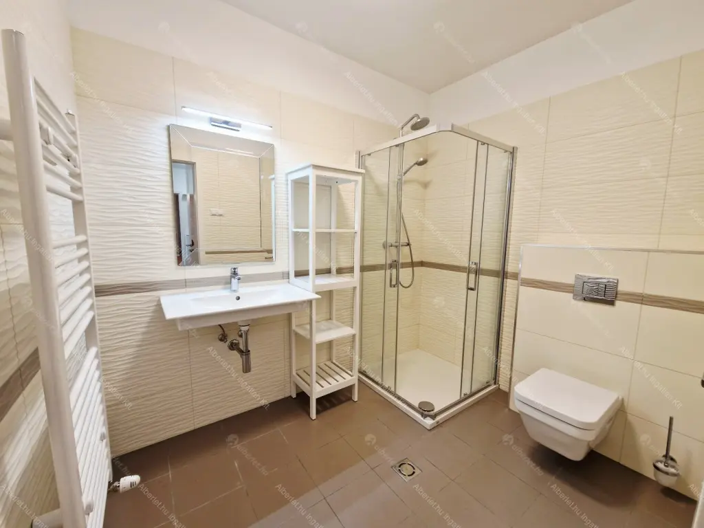 Kiadó albérlet 1018000 Ft/hó áron: Budapest, I. kerület  Márvány utca. Mérete: 115 nm, 4 szobás | Alberlet.hu - 6700445