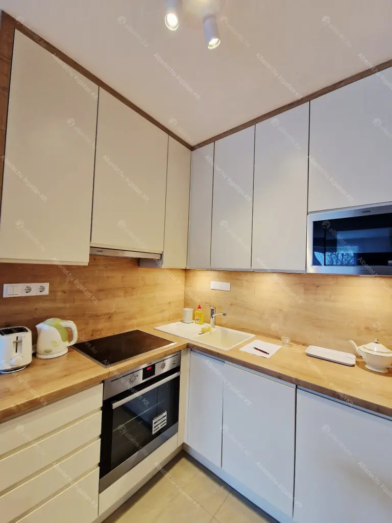 Kiadó albérlet 300000 Ft/hó áron: Budapest, I. kerület  Márvány utca. Mérete: 41 nm, 2 szobás | Alberlet.hu - 6700304